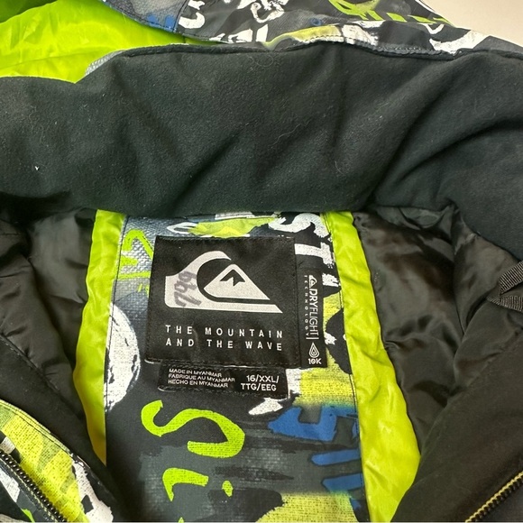 Quicksilver The Mountain and the Wave Jacket - Picture 6 of 10